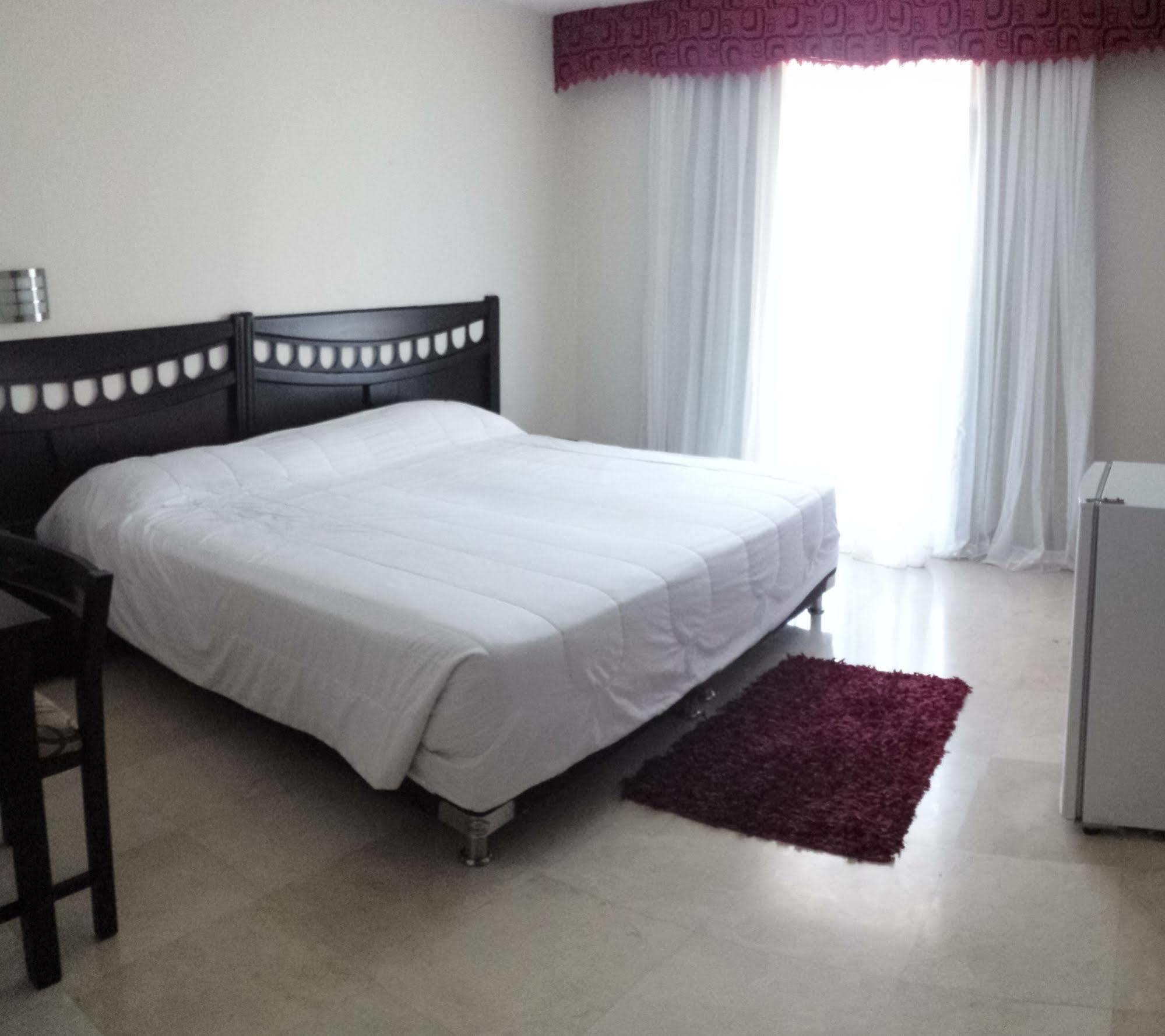 Hotel Suite Continental Barranquilla  Exteriér fotografie